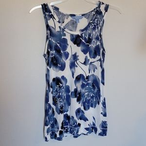 Simply Vera sleeveless top🦋☆